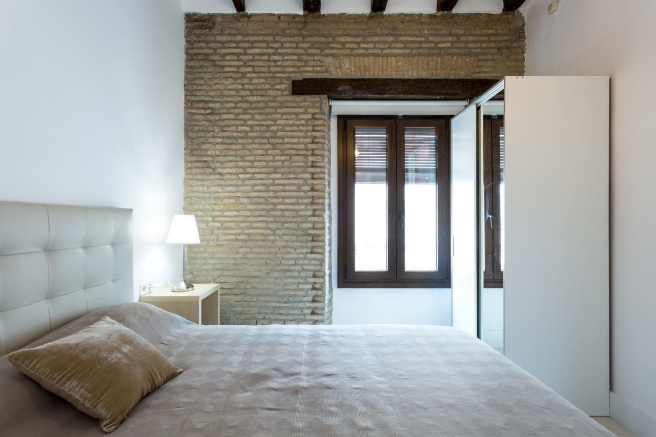Almazen Apartamentos, Arrayan 23 세비야 외부 사진