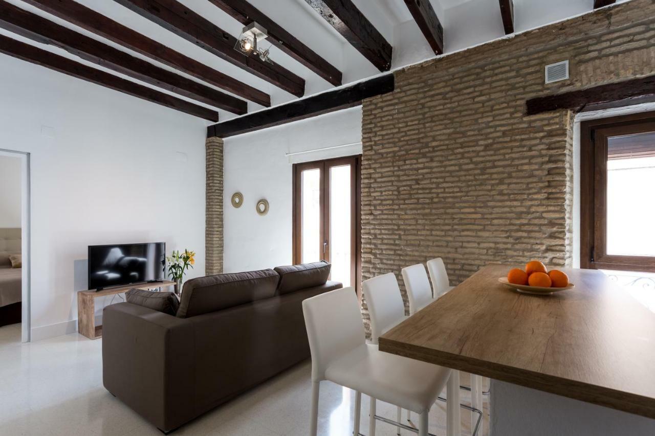Almazen Apartamentos, Arrayan 23 세비야 외부 사진