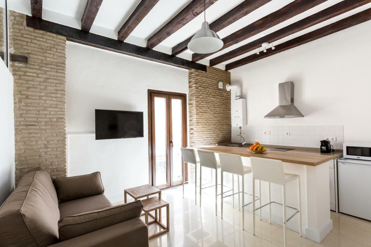 Almazen Apartamentos, Arrayan 23 세비야 외부 사진
