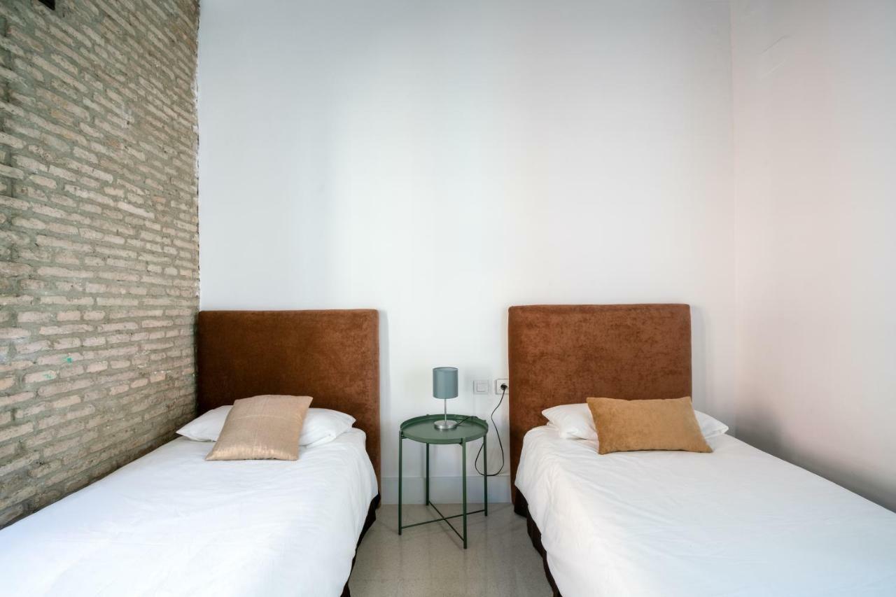 Almazen Apartamentos, Arrayan 23 세비야 외부 사진